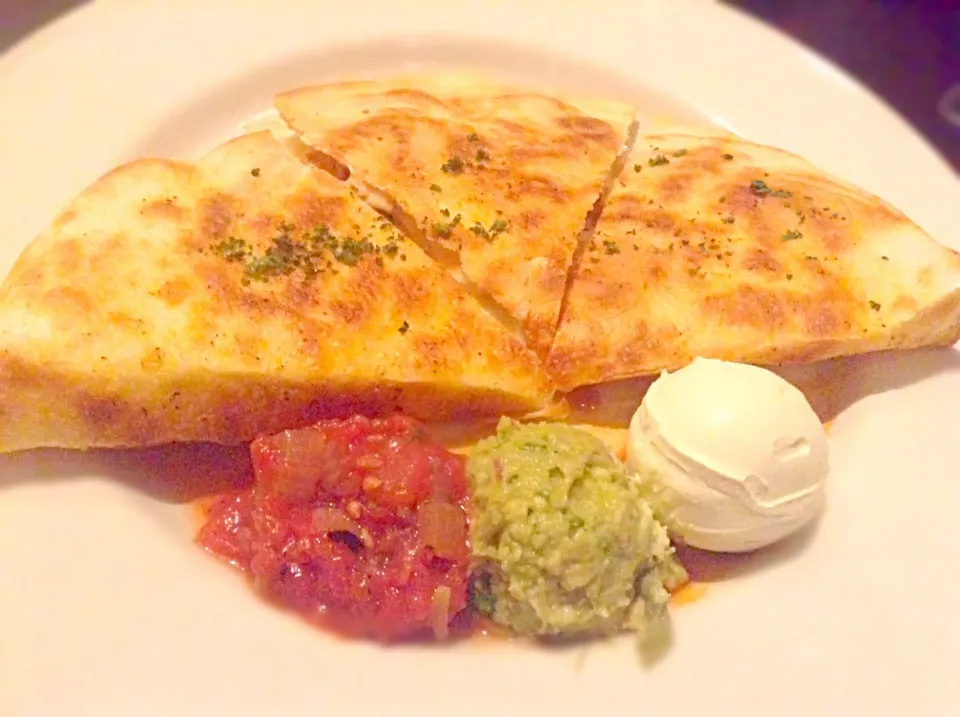 ChiX QuEsADiLLa..|GeMzKiTchさん