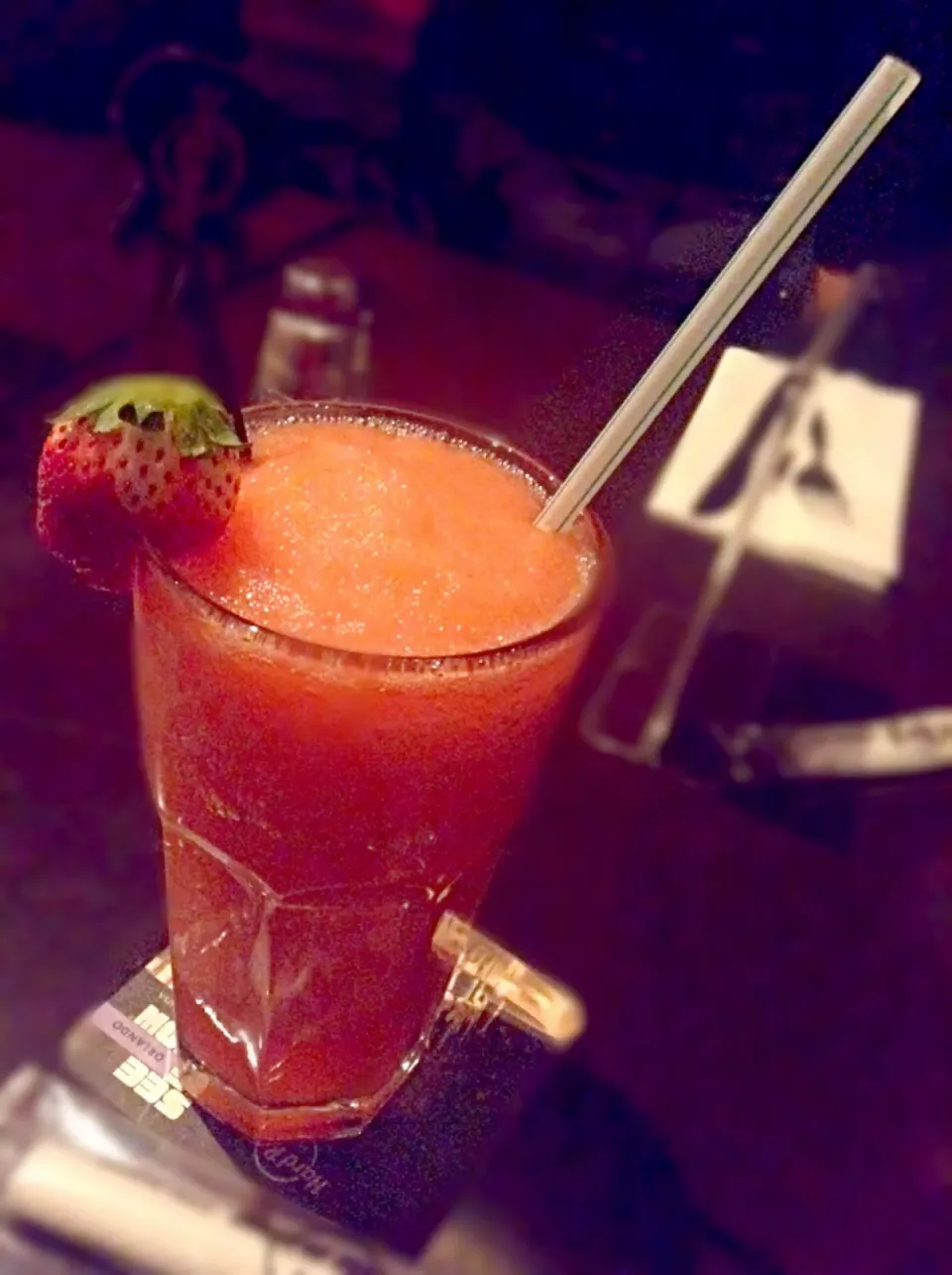 Snapdishの料理写真:StRawBerRy DaiQuiRi..|GeMzKiTchさん