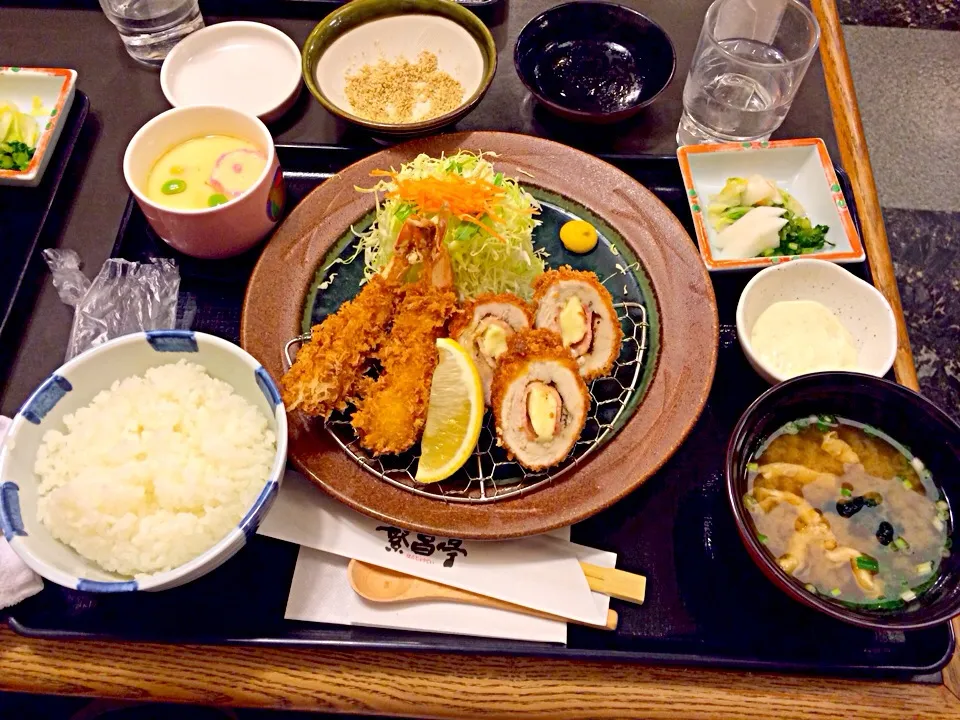 エビフライとチーズカツ定食|聡美さん