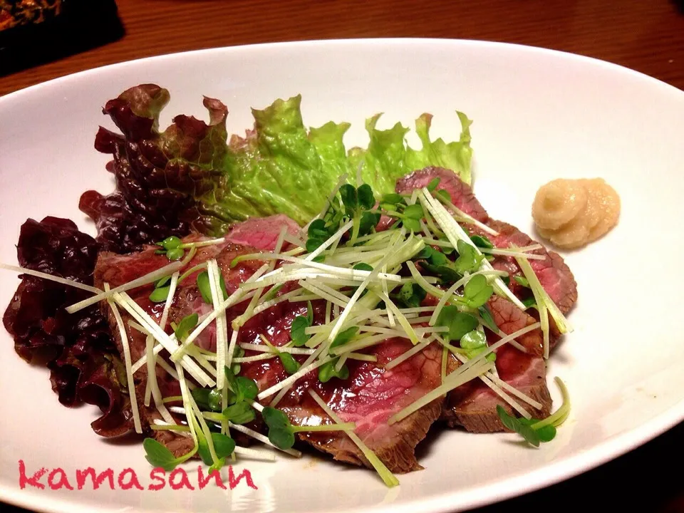 Snapdishの料理写真:tamaさんの料理 フライパンで簡単♡tama家の和風ローストビーフ♪作りました(*^ิ 艸 ^ิ)|かまさん