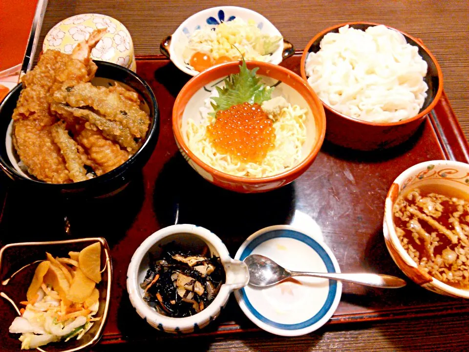 何だか丼が２つキターー！美味しく食べよう晩御飯ww|じゅんじゅんさん