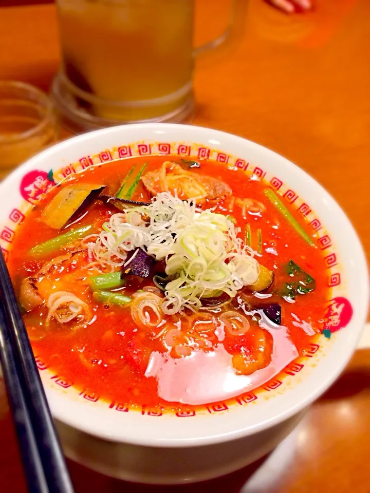 太陽の茄子ラーメン|ナイトウさん