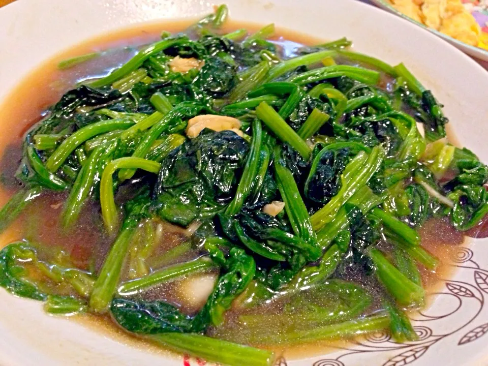 ผัดมังกรบิน เอ้ย.. ปวยเล้ง (spinach)|Vorapoatさん