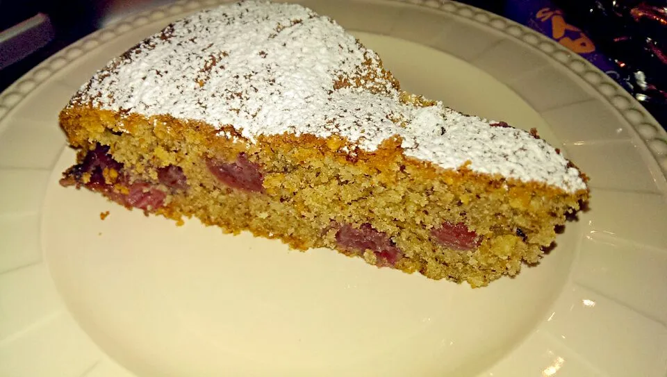 Nuss-Kirsch-Kuchen|Marta Scherbatskyさん