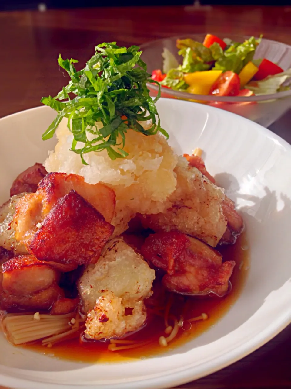 ⭐️鶏肉とお餅の揚げだし おろしだれ ⭐️野菜サラダ 和風ドレッシング|よっちぃさん