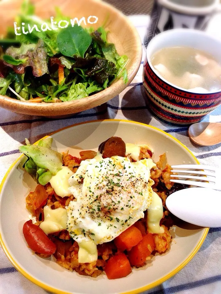 Snapdishの料理写真:トマトスープリメイク朝ごはん！|Tina Tomoko😋さん