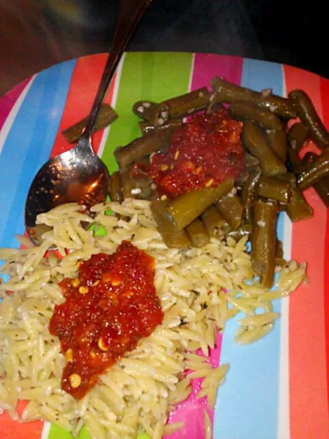 My plate, greenbeans and Orzo. Spicy, just how I like it!|Polly Gelfusoさん