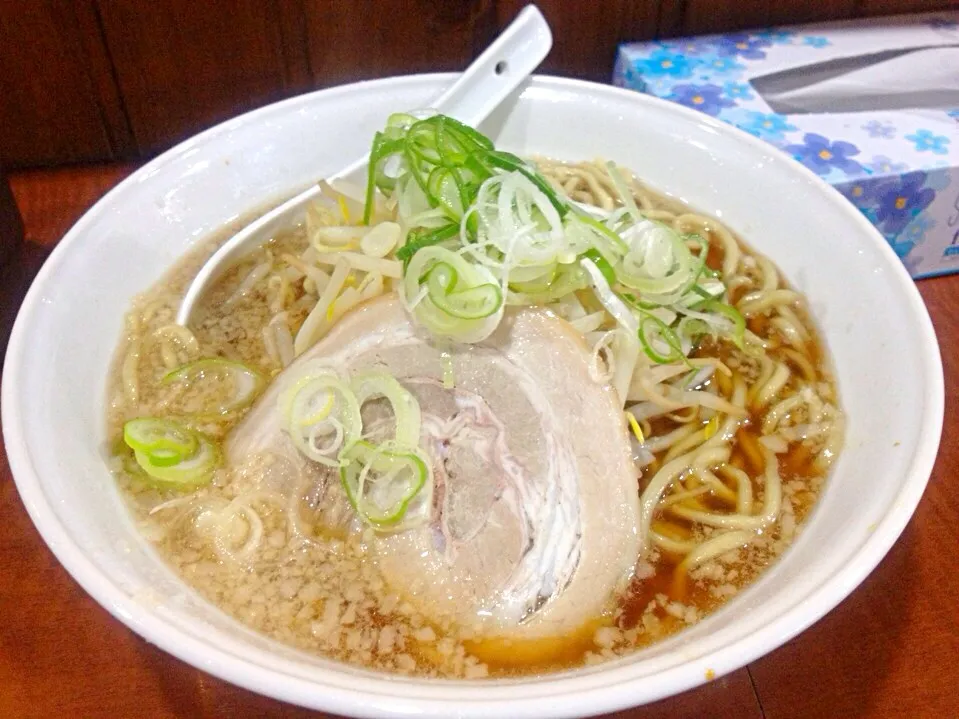 ぼすや ラーメン|Hidenori Saru Ogataさん