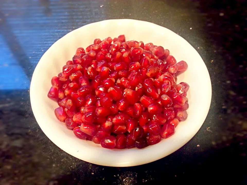 Pomegrante seeds healthy snacks|gloさん