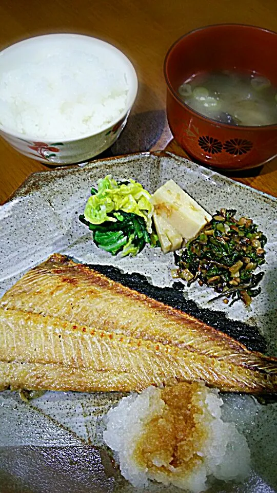 ホッケと大根と島根のもち海苔の味噌汁|tango cafeさん