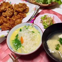 Snapdishの料理写真:七草粥と唐揚げ|Naomomoさん