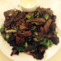 Snapdishの料理写真:Steak and Spinach Salad|caroline weaverさん