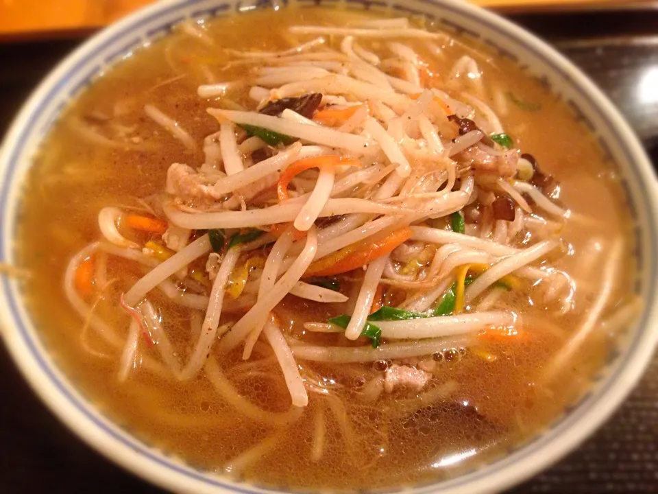 横浜中華街・王家餃子  サンマー麺|ゆうじ.さん