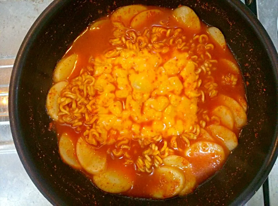 Snapdishの料理写真:치즈라볶이|서예원さん