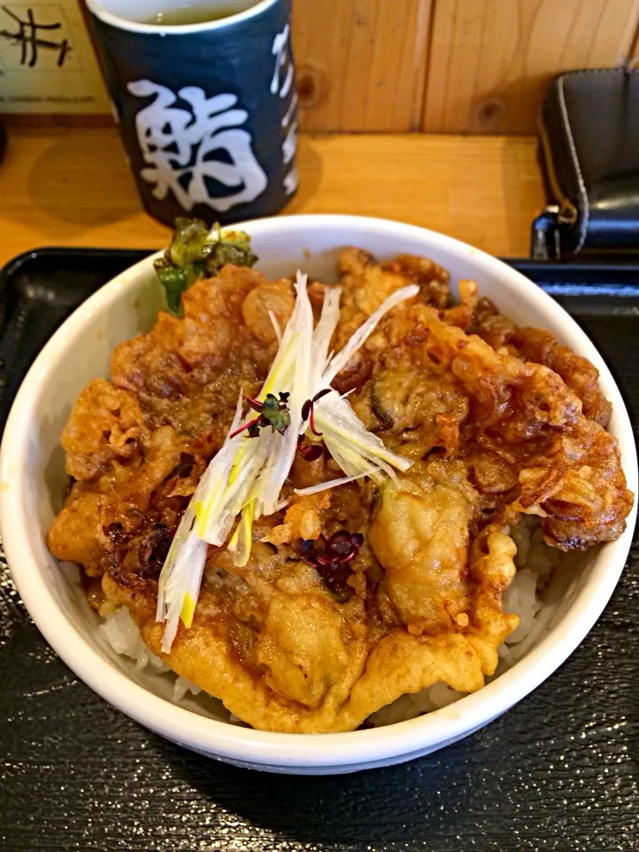 牡蠣天丼|Takamitsu Isakaさん