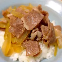 松阪牛A5ランクの贅沢な牛丼有機米のご飯で|Kashiwa Aiさん