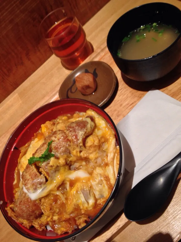 大盛りの鶏カツ丼|osakana555さん