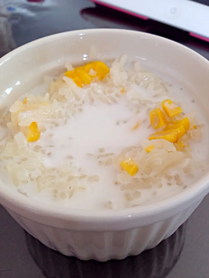 Sticky rice with sweet corn|Kob Sathapornさん