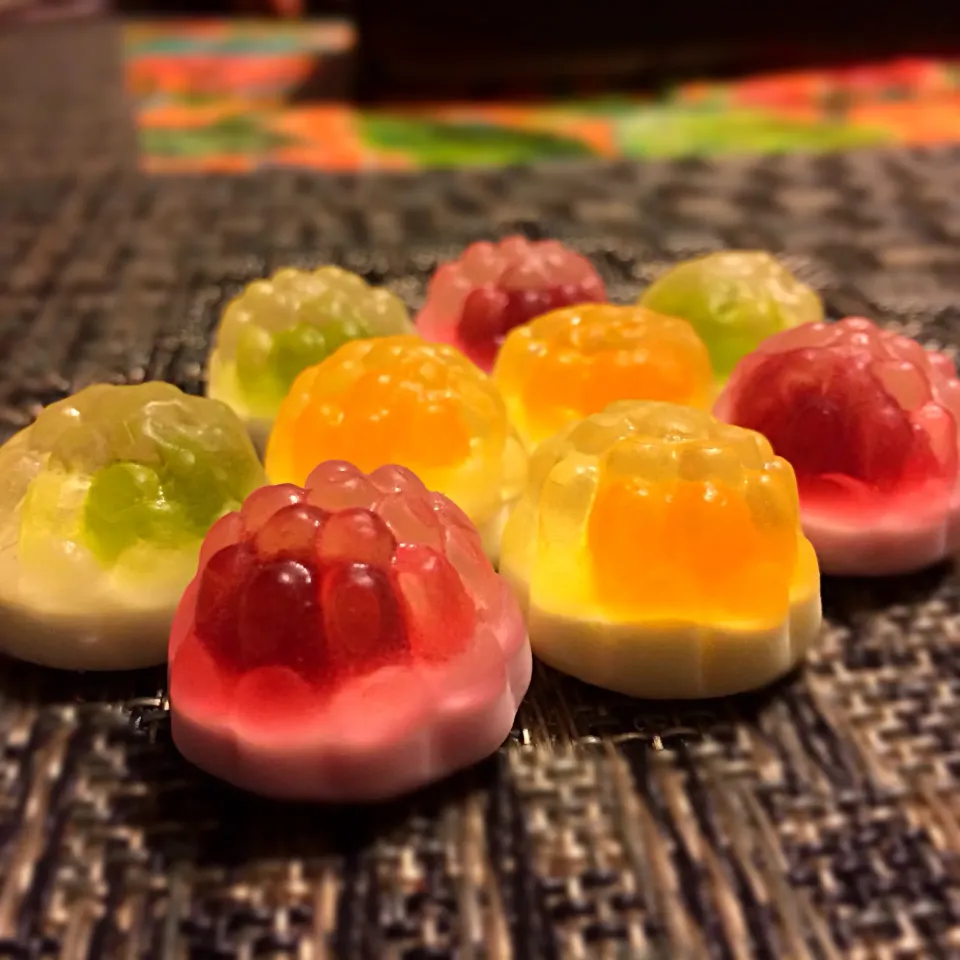 Fruit gummies|julia hoさん