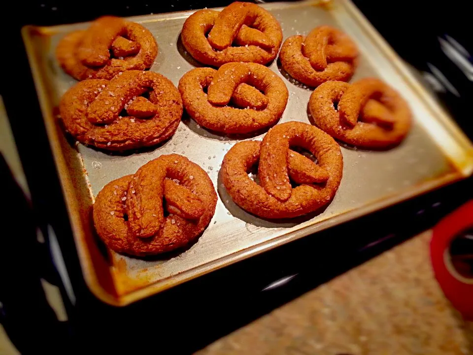 Snapdishの料理写真:soft pretzels|Erinn Funkさん