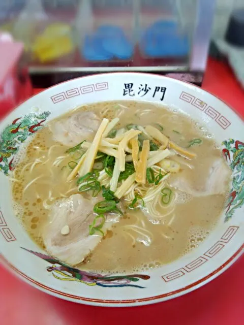 山口県周南市「毘沙門」のラーメン|たかたかლ(^o^ლ)さん