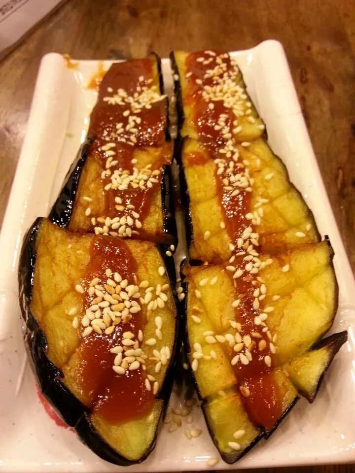 มะเขือยาวซอสมิโสะ egg plant deep fried miso sauce|ครัวอิอ้วน... Chubby Cookさん