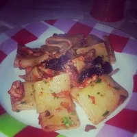 Paccheri con salmone, olive e zucchine|Geraldine NO All'ipocrisia Liberatoreさん