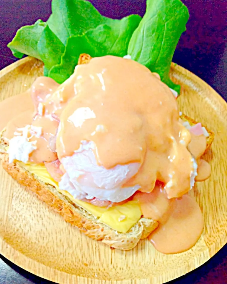 Egg benedict|Nutsaba Tairathitiさん