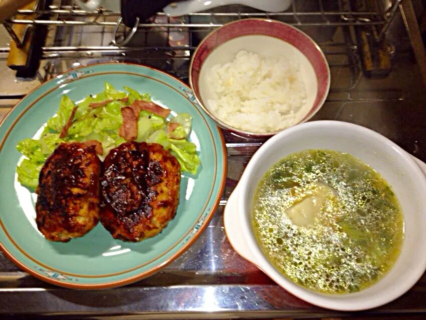 ☆おからハンバーグ☆青梗菜と餃子のスープ☆ごはん|ふわりたんさん