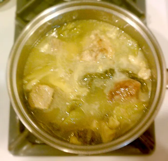 Pork & tripe with green mustard soup.|Jiraphon Gさん