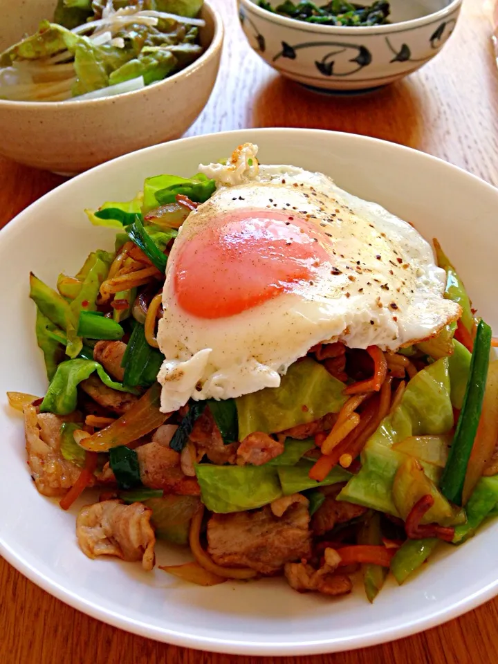 麺より野菜が多い焼きそば|まつださんさん