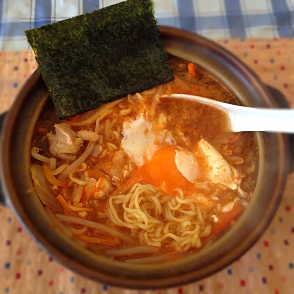 Snapdishの料理写真:鍋焼き辛味噌ラーメン|純さん