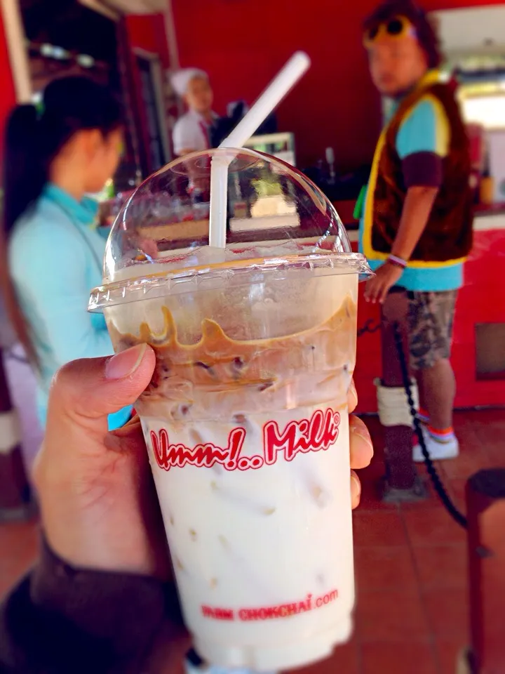 Ice latte Hmmmm milk|Prinzezzさん