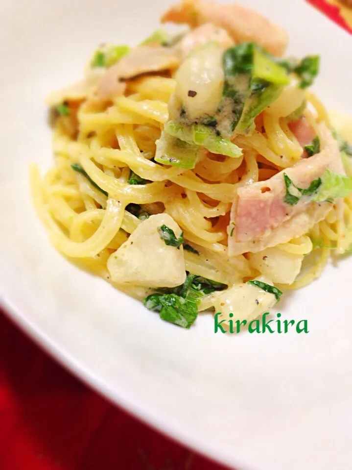 🌿蕪とベーコンのクリームパスタ🌿|❄️✨kirakira✨❄️さん