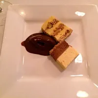 チョコレートのシャーベット、くるみのバターケーキ、パッションとチョコのムース|Ako Sasugaさん