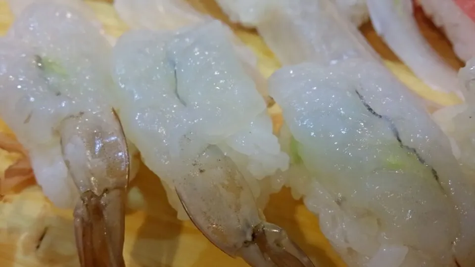 Raw shrimp sushi.|changeさん