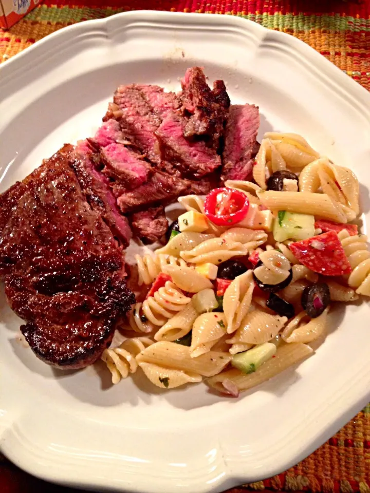 Steak & Pasta Salad|Kasie Chapinさん