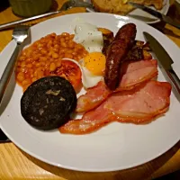 Snapdishの料理写真:British breakfast|mikixuさん