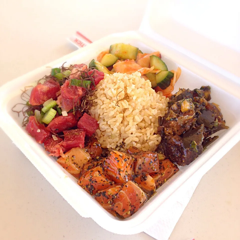 poke sampler w/ brown rice|Miko Koizumiさん