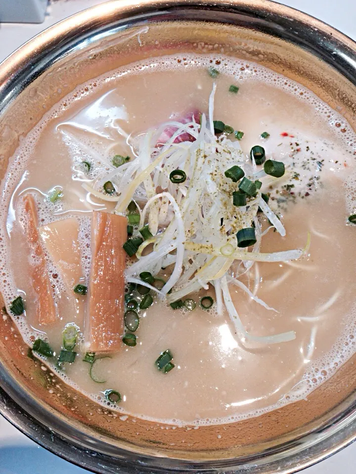 鶏湯ラーメンばふの鶏トロだく麺|酩酊親父さん