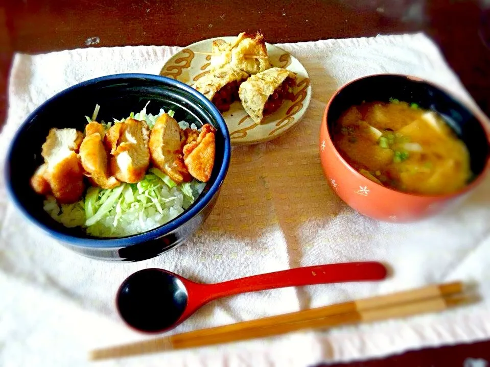 竜田丼、納豆の挟み揚げ、お味噌汁|Nahokoさん