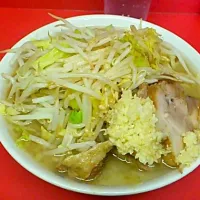 ラーメン二郎  千住大橋店|しもつきんさん