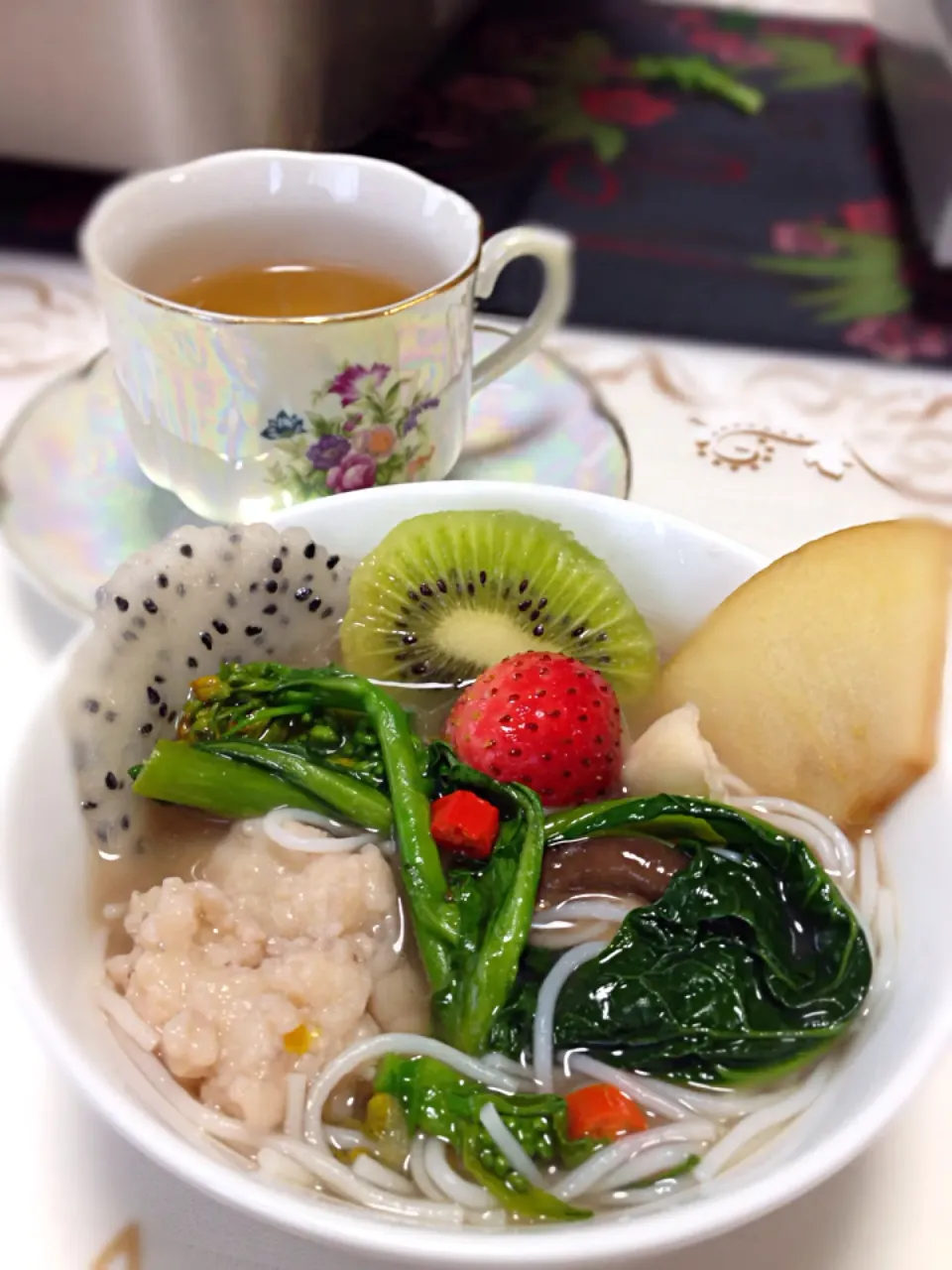 ベトナム料理の鍋。|蘭丸さん