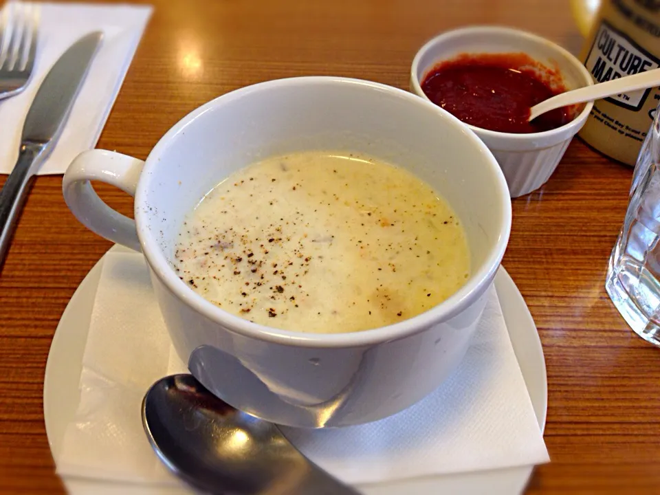 Snapdishの料理写真:Clam Chowder|chan mitsuさん