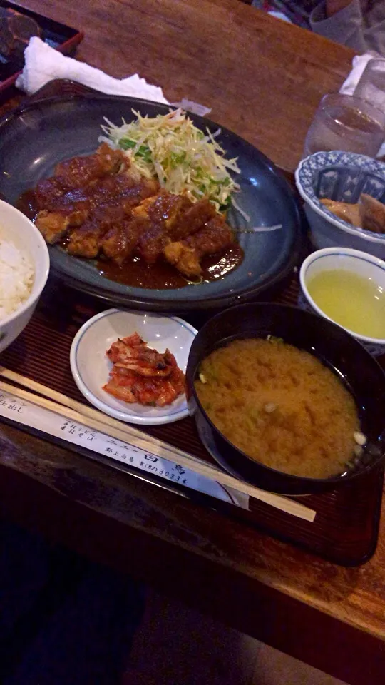 Snapdishの料理写真:白鳥の味噌カツ定食|みぃさん