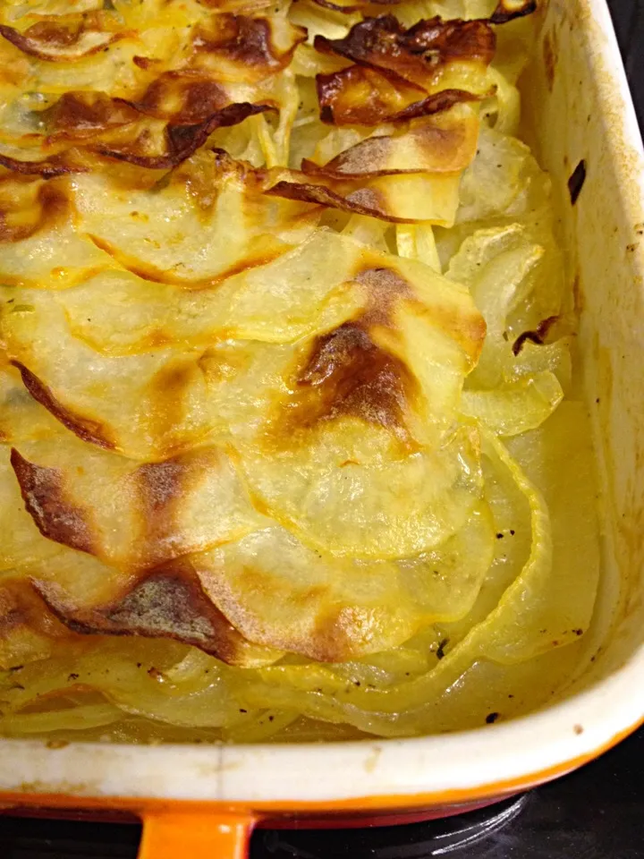 Pommes Boulanger, potatoes, onions and thyme cooked in vegetable stock|Steve Pountneyさん