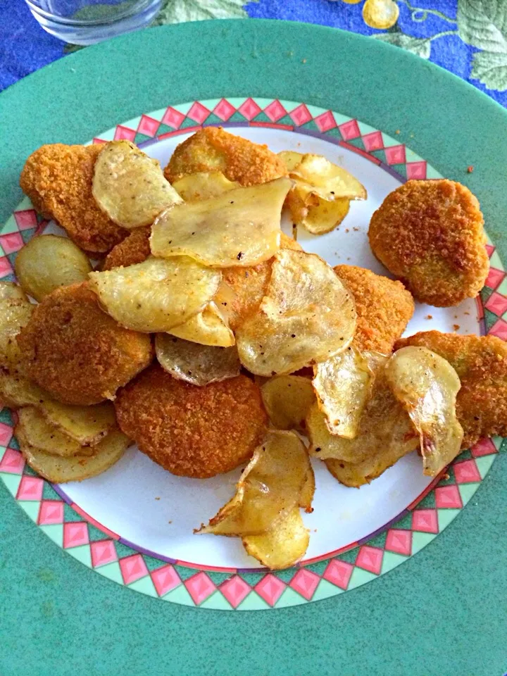 Nugghets di pollo e chips|Rossellaさん