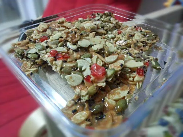 Almond Crunchy|Mohd Nasarudinさん