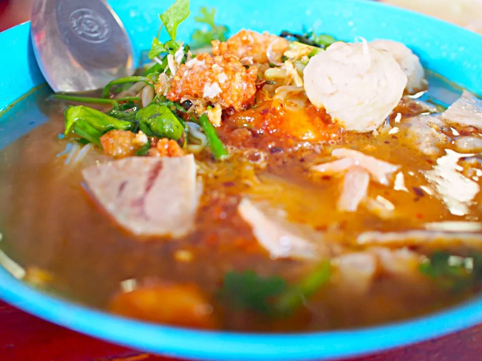 Pork noodle soup|Watcharachai Changsomさん