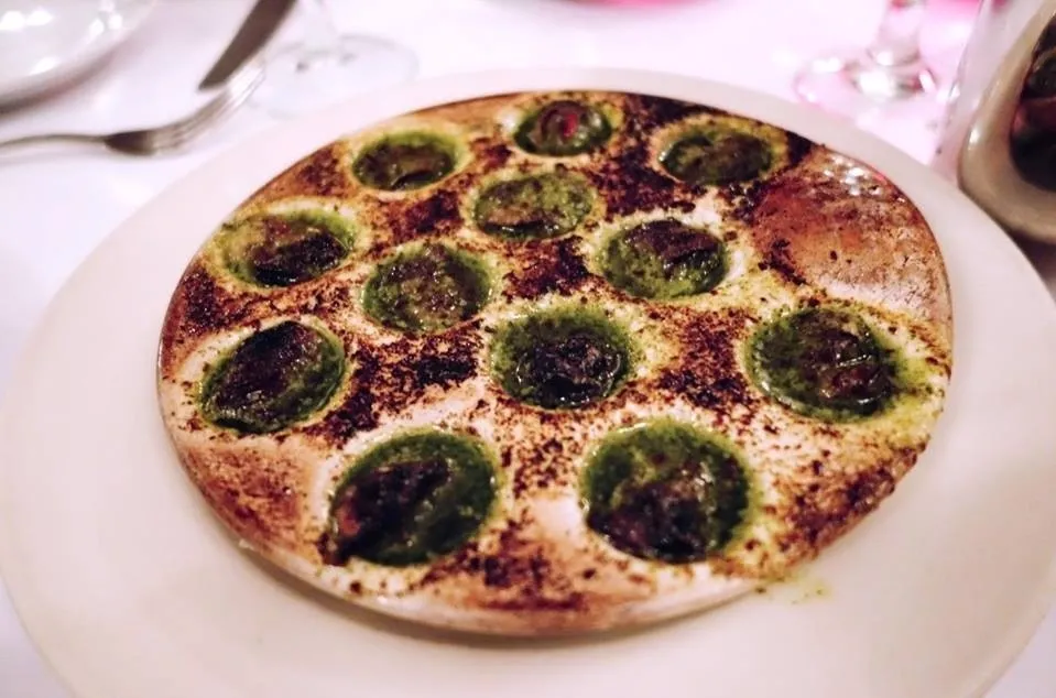 Cassolette d'Escargots au Beurre d'Ail--Snails Cassolette with Garlic & Parsley Butter|MyRaXさん